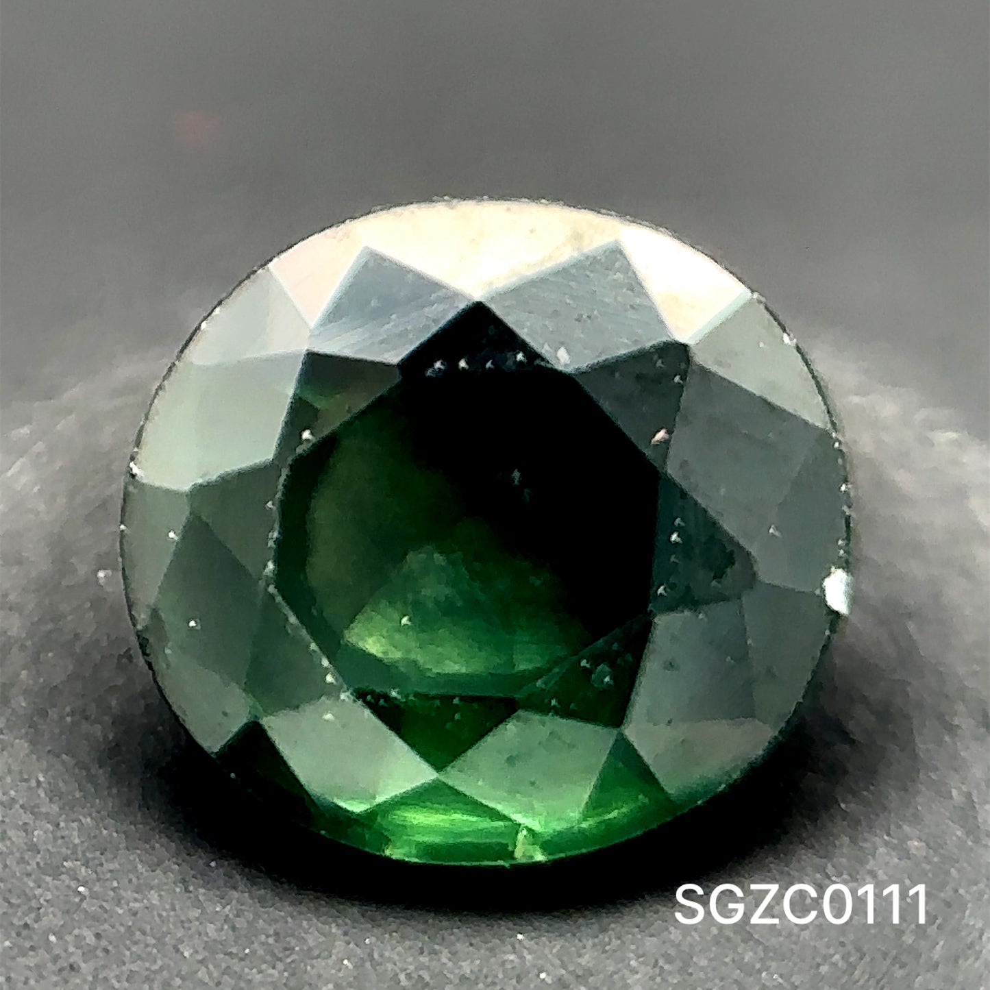 ZAFIRO CORTE OVAL 0.92 CTS