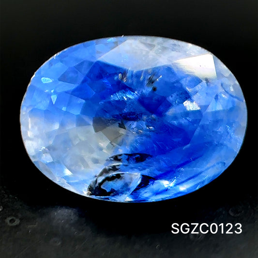 ZAFIRO CORTE OVAL 2.53 CTS