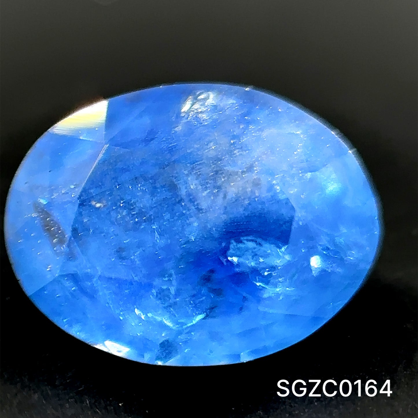 ZAFIRO CORTE OVAL 1.38CT