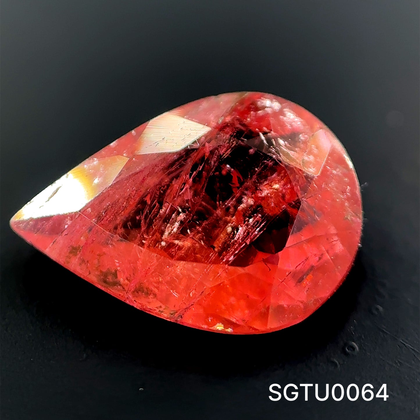 TURMALINA CORTE PERA 2.965CT