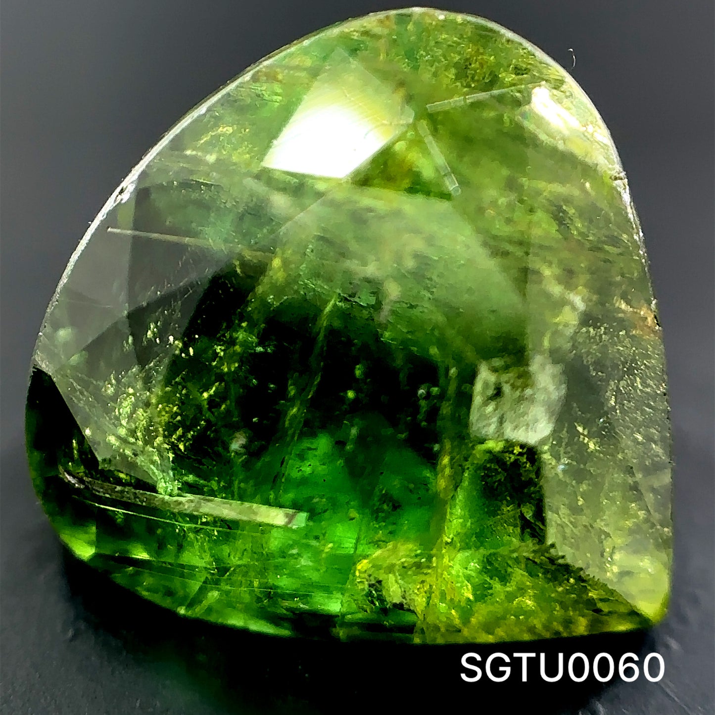 TURMALINA CORTE PERA 6.865CT