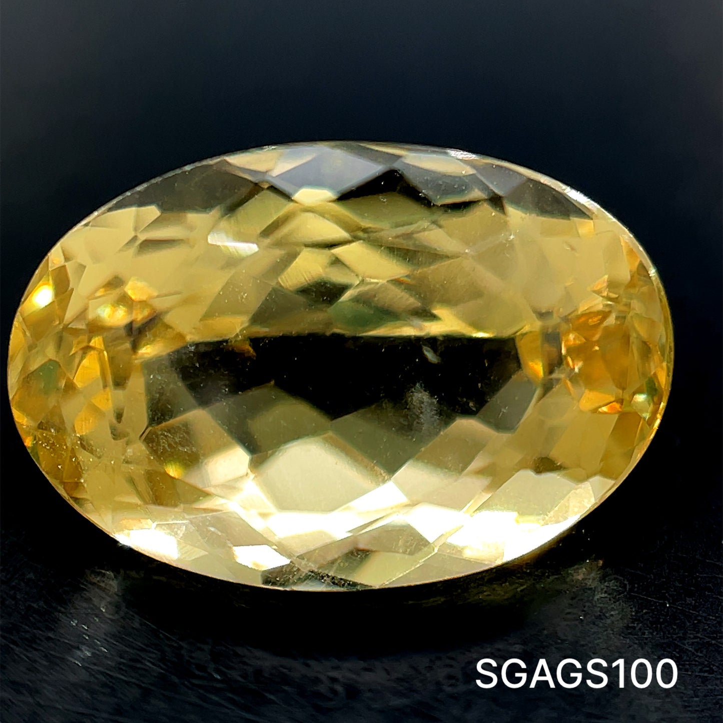 AGUAMARINA CORTE OVAL 4.72CT