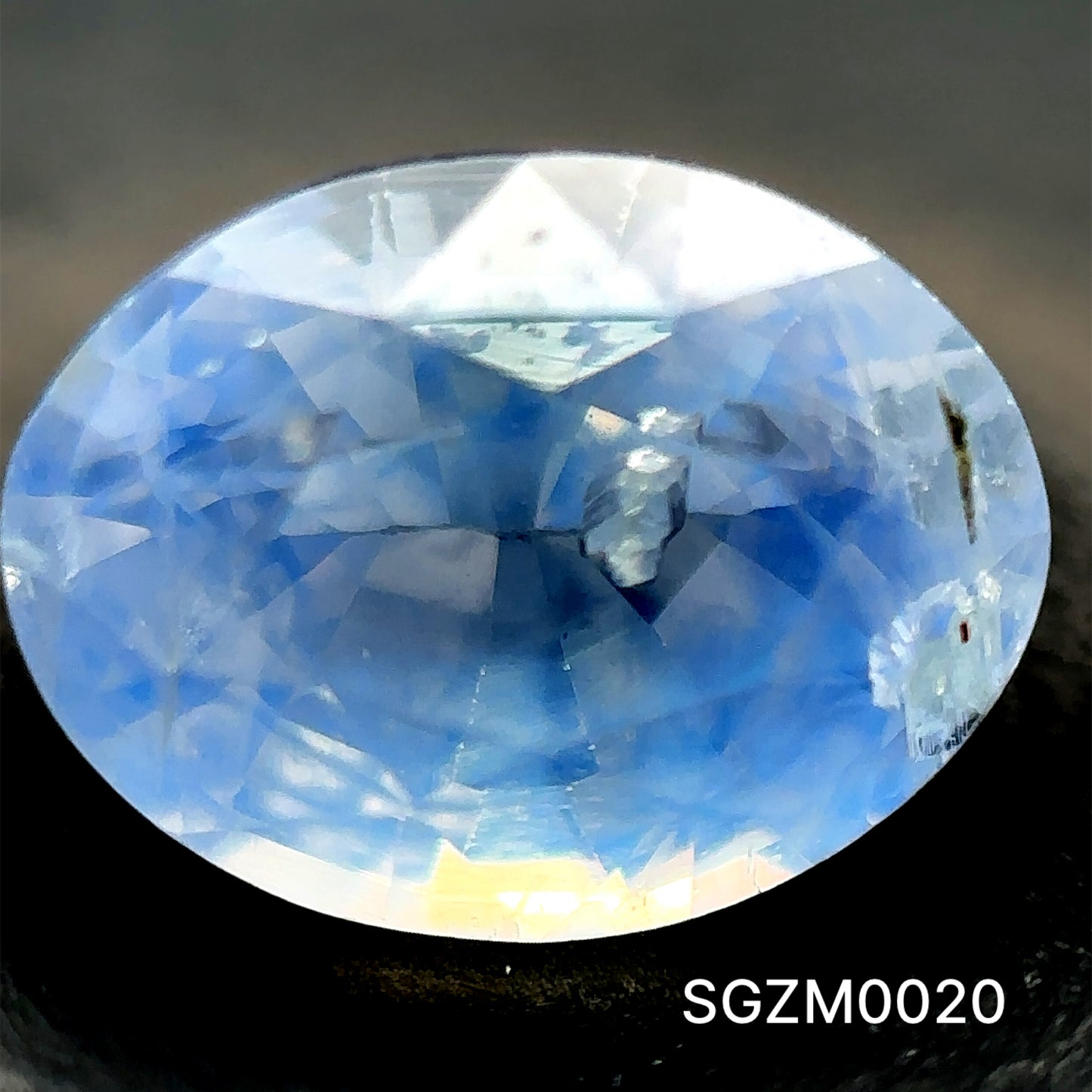 ZAFIRO CORTE OVAL 1.21CT