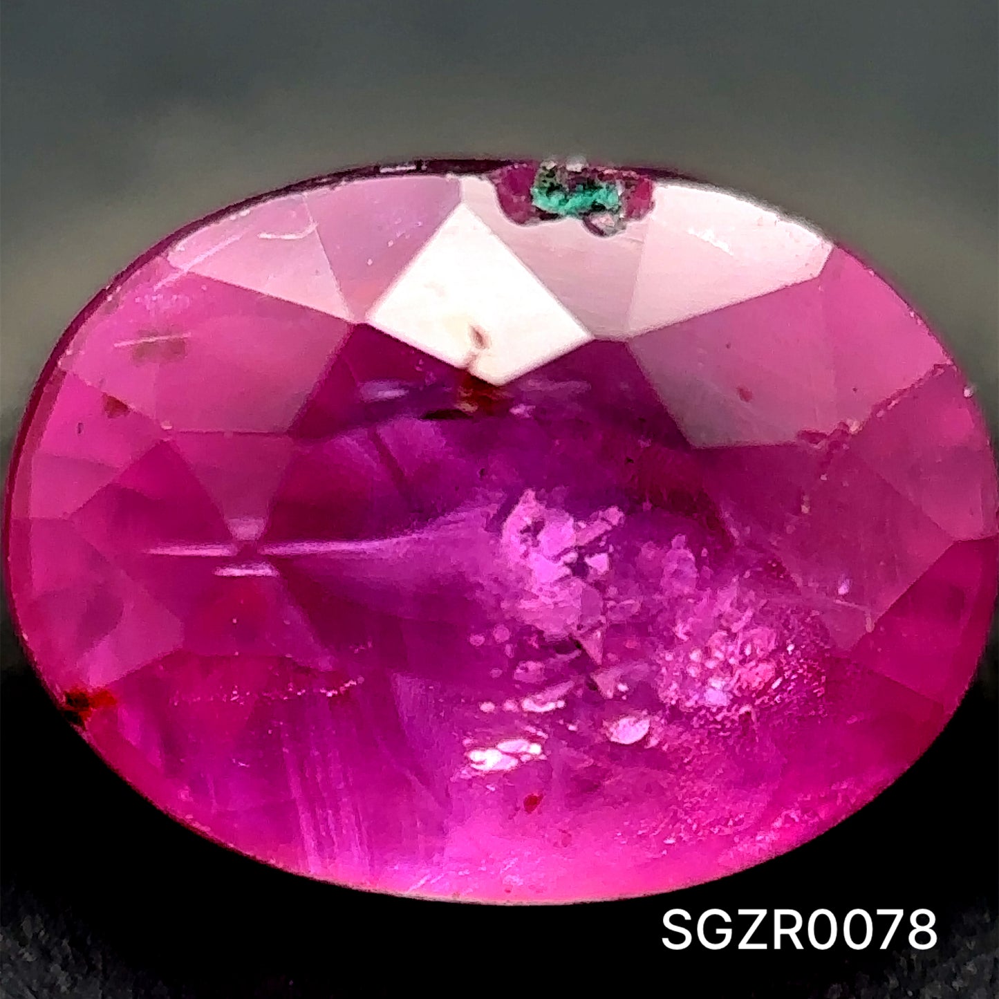 ZAFIRO CORTE OVAL 1.03CT