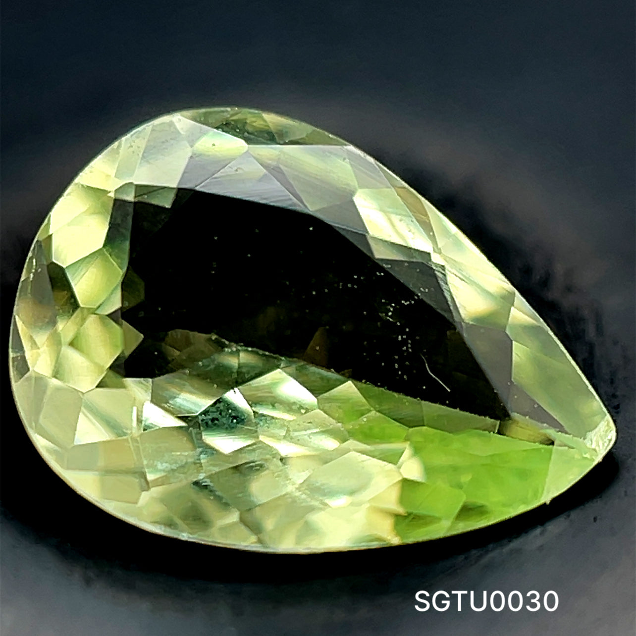 TURMALINA CORTE PERA 0.905 CT