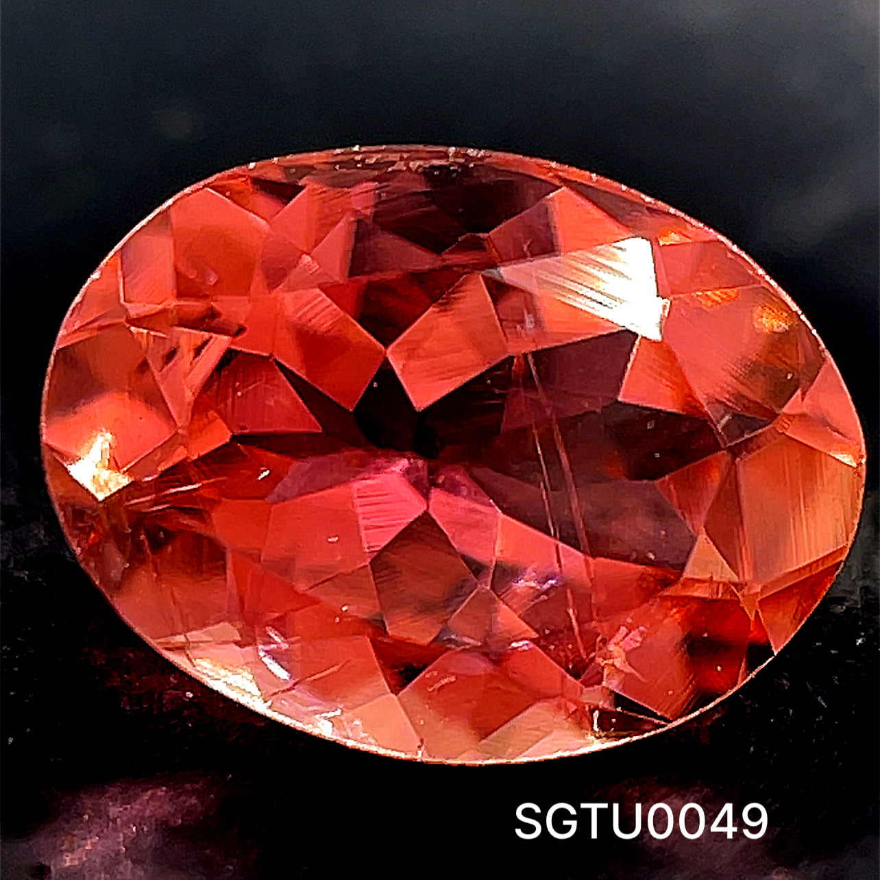 TURMALINA CORTE OVAL 0.715 CT