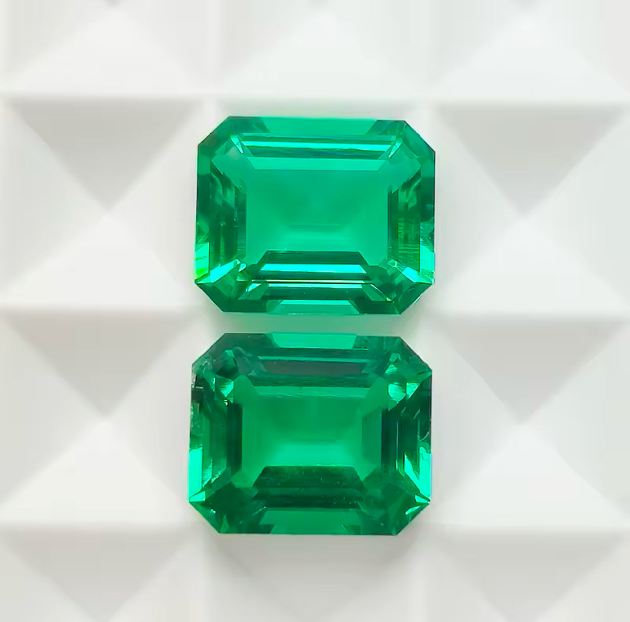 ESMERALDA LAB GROWN AGL ESMERALDA 8.953 CT