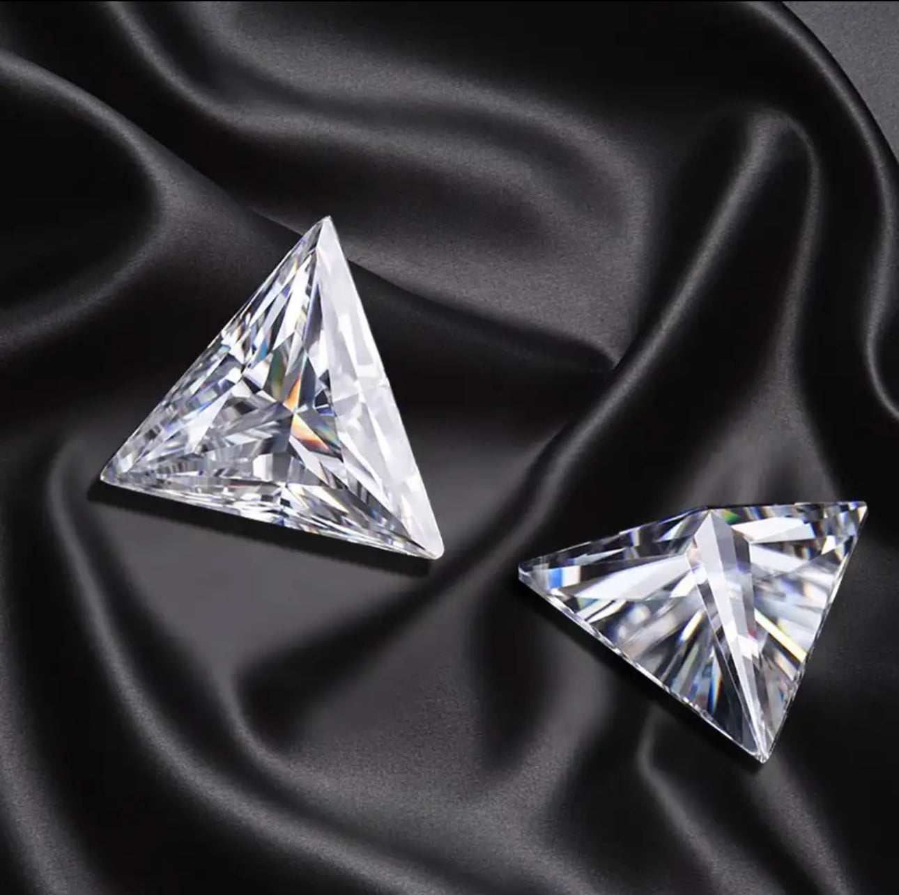 MOISSANITA GRA CORTE TRIANGULO 0.30CT