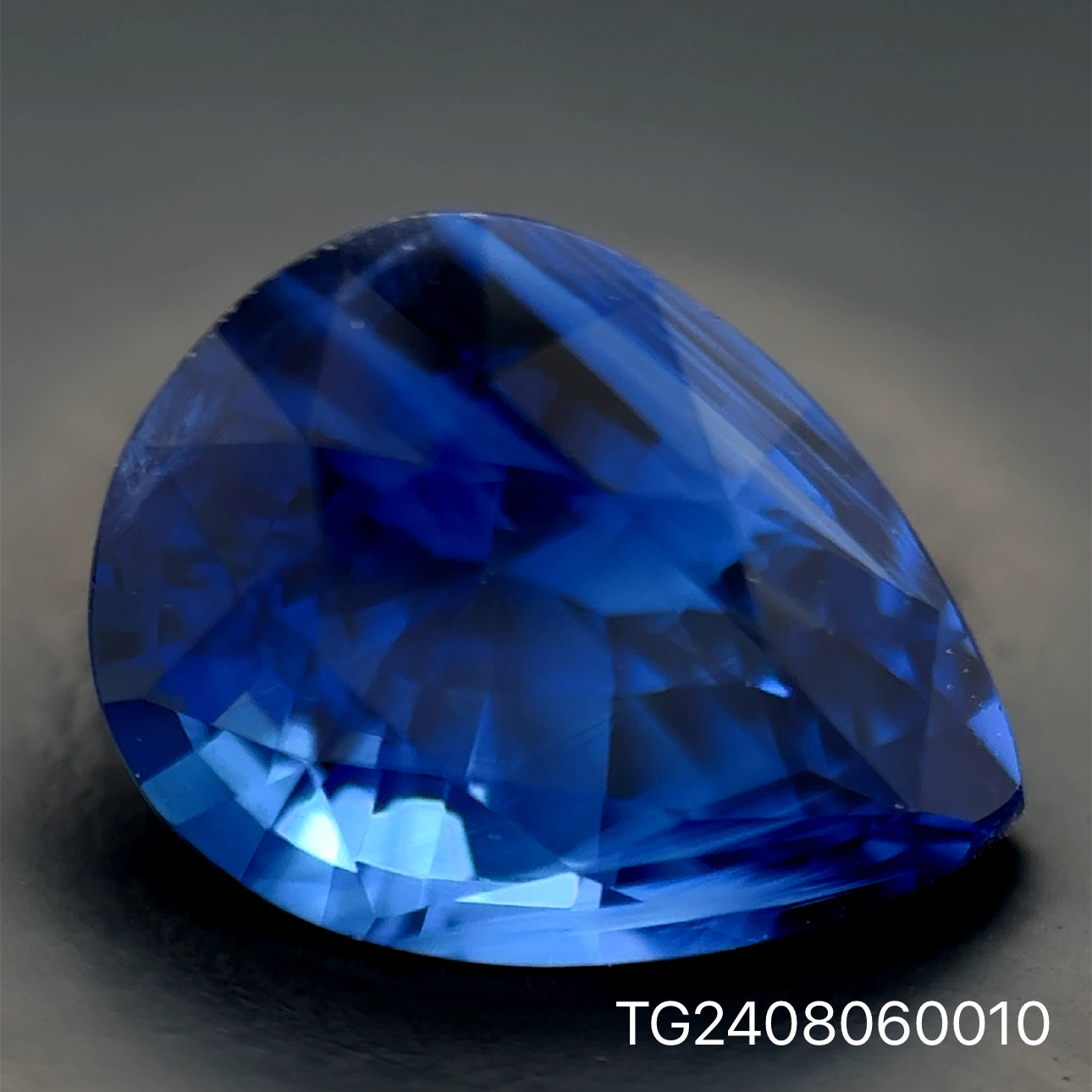 ZAFIRO CERTIFICADO  IGA 1.81 CT