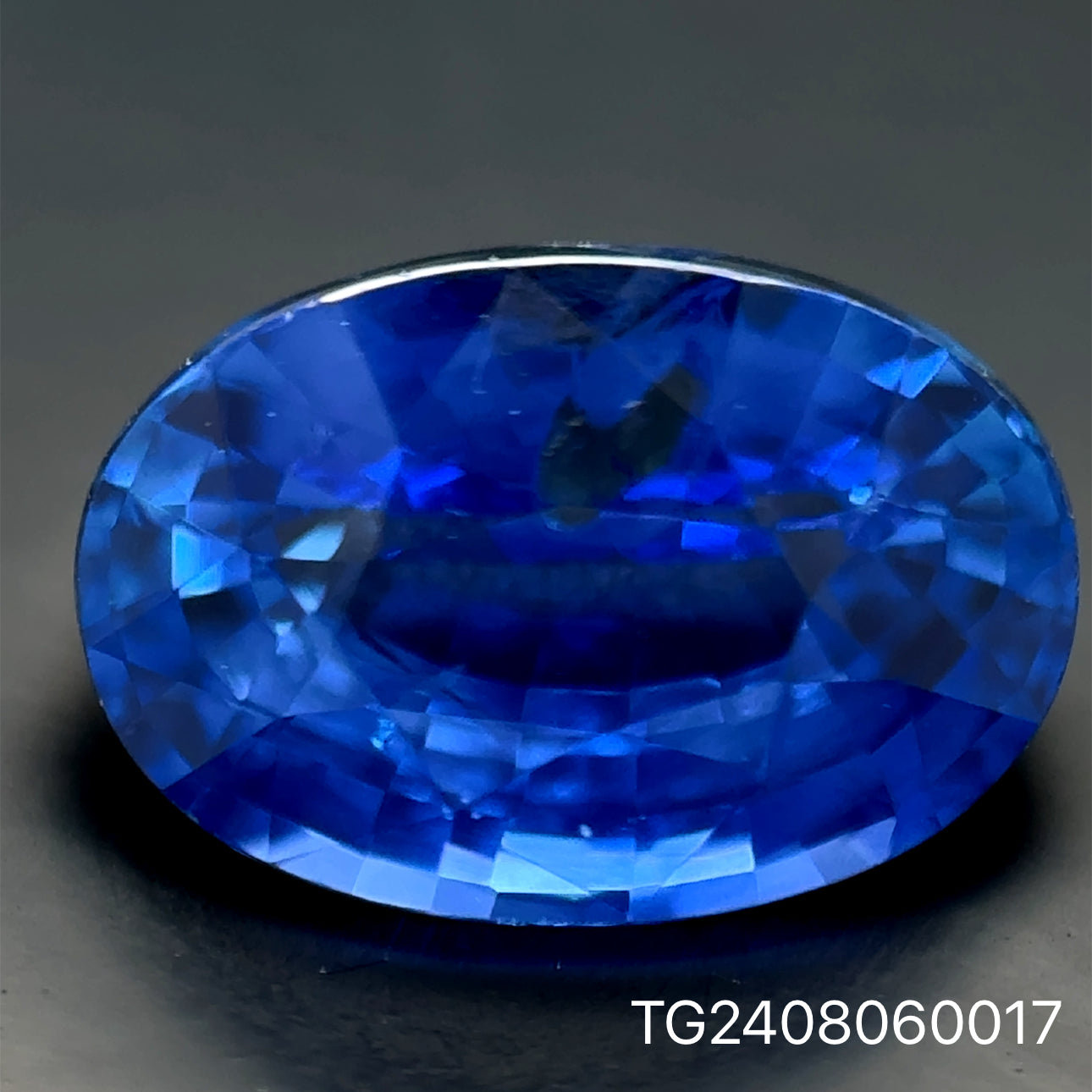 ZAFIRO CERTIFICADO IGA 2.90 CT