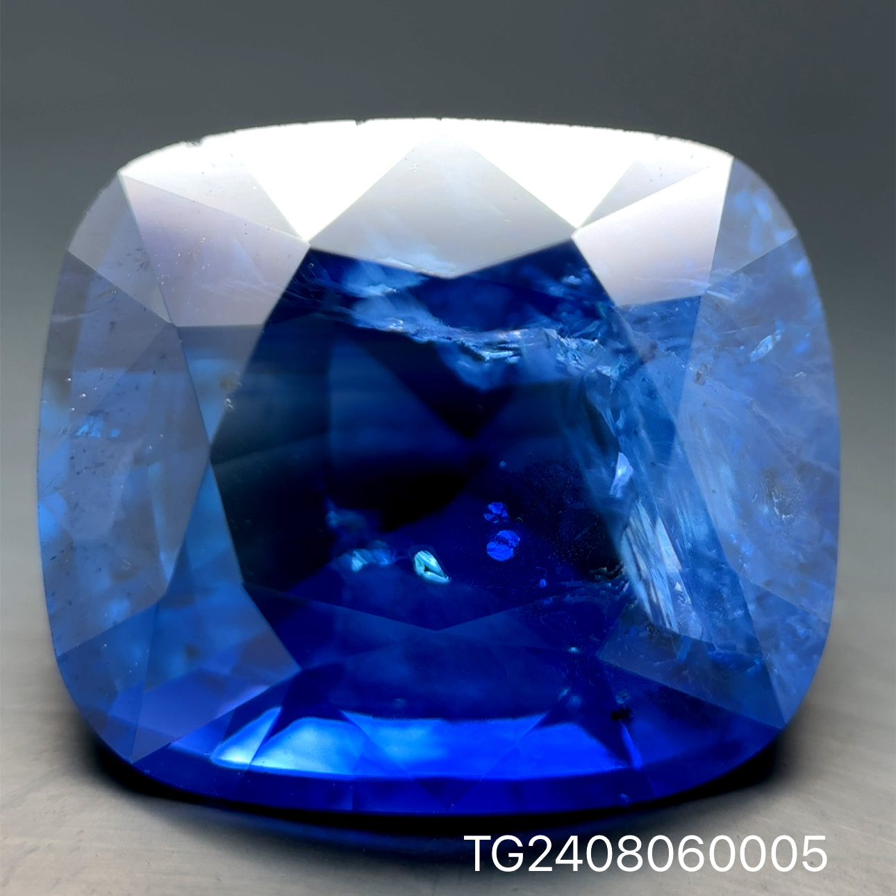 ZAFIRO CERTIFICADO IGA 7.41 CT