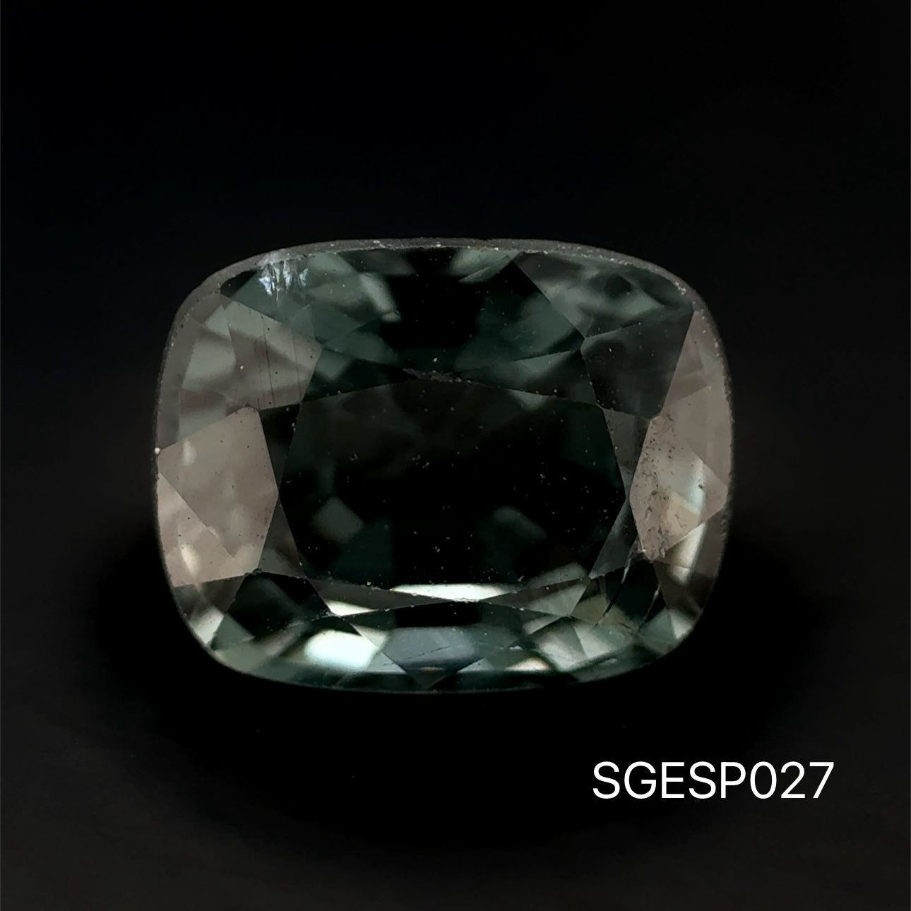 ESPINELA CORTE CUSHION 1.925 CT