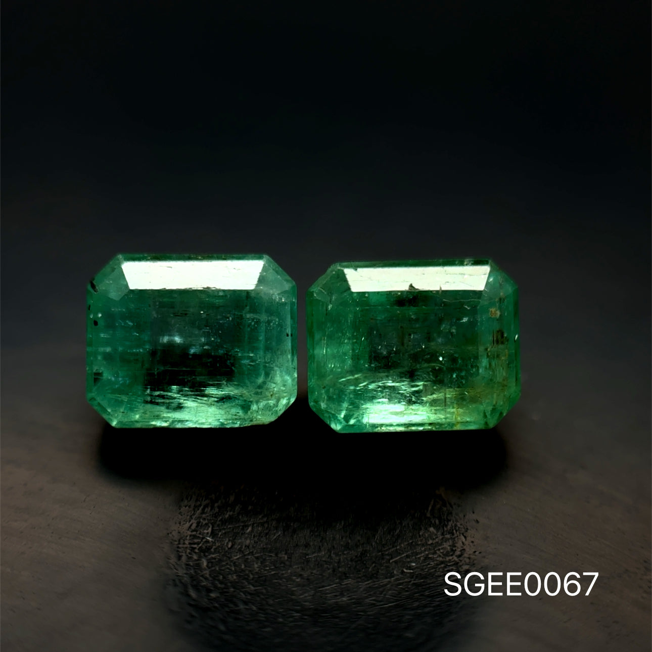 PAR DE ESMERALDA 1.890 CTS