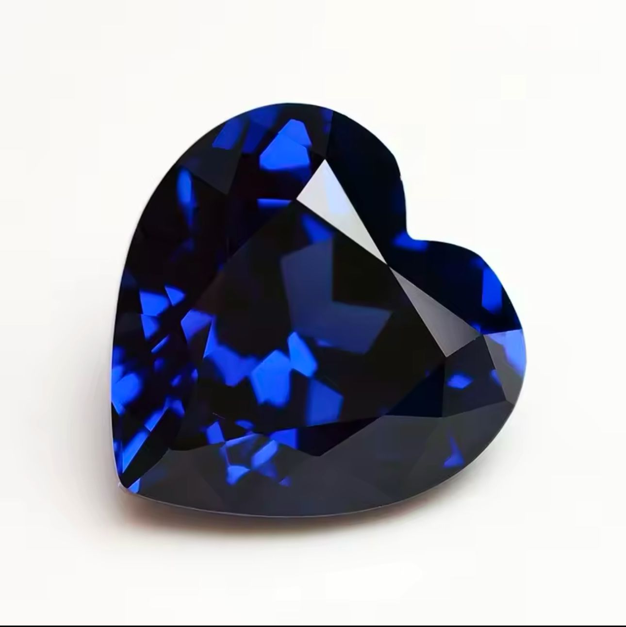 ZAFIRO LAB GROWN CORAZON  1.17 CT AGL