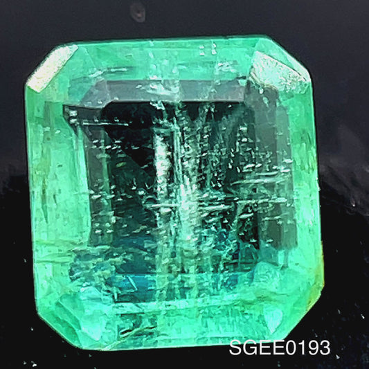 ESMERALDA CORTE OCTAGONAL 0.735 CTS